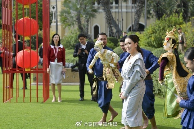 中表现出色