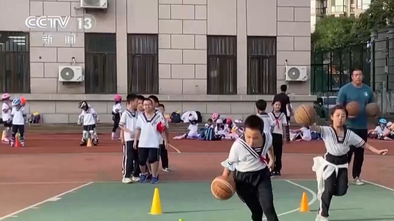 在他效力的